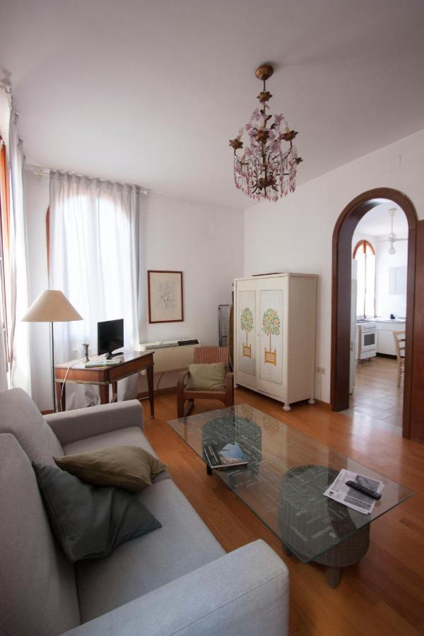 La Casa Di Gemma & Regina Oriente Apartment Venice Luaran gambar